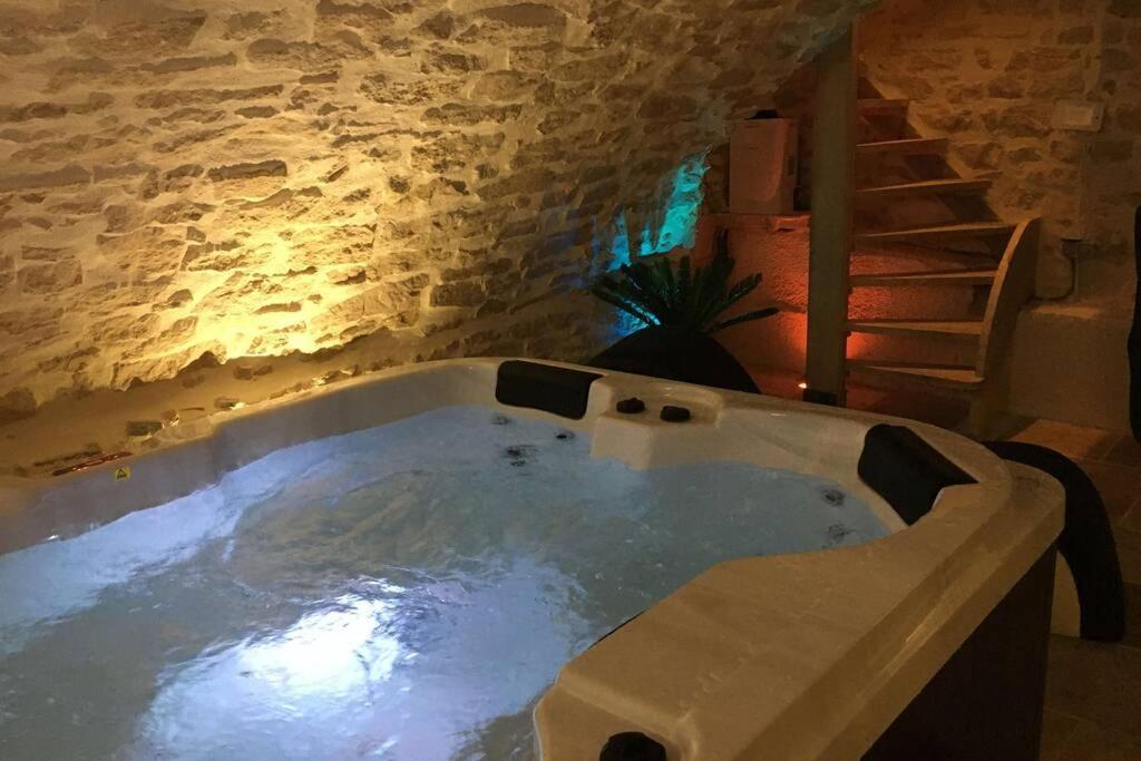 Les Secrets De L'Isle Villa Exteriör bild